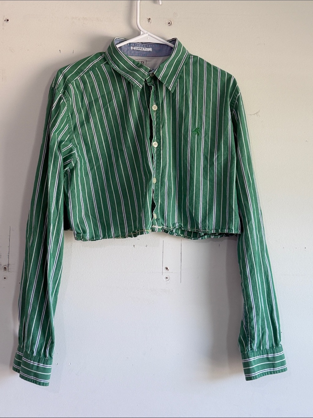 Club Room Green and White Striped Cropped Button-Up Shirt